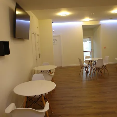 Trovadores ホステル