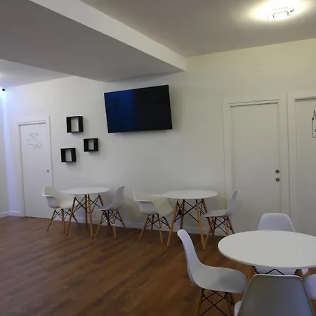 Ostello Trovadores *