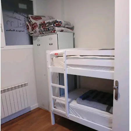 Trovadores Hostel Burgo