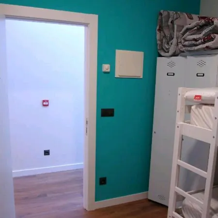 Trovadores ホステル *